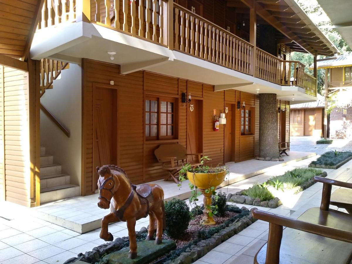 Pousada Villa Fiorita Canela Buitenkant foto