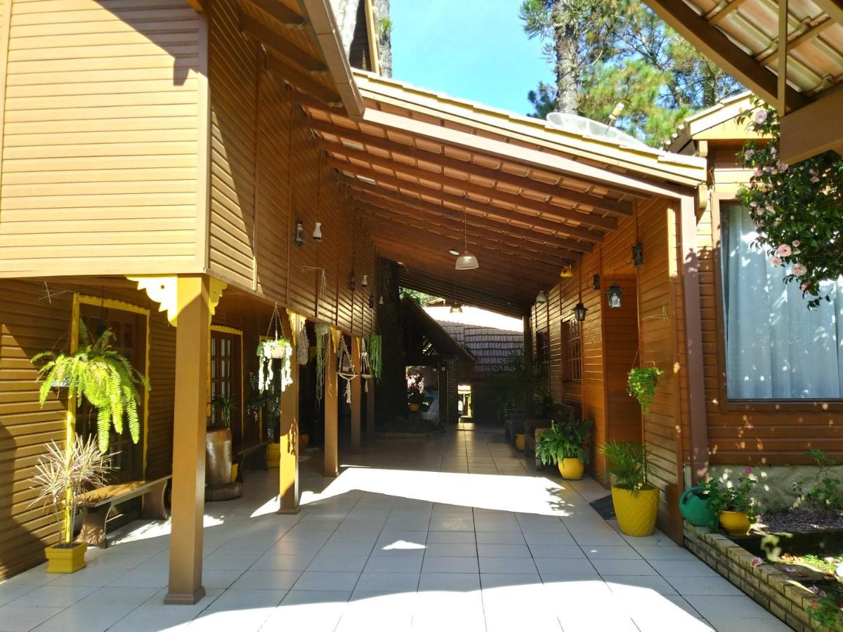 Pousada Villa Fiorita Canela Buitenkant foto