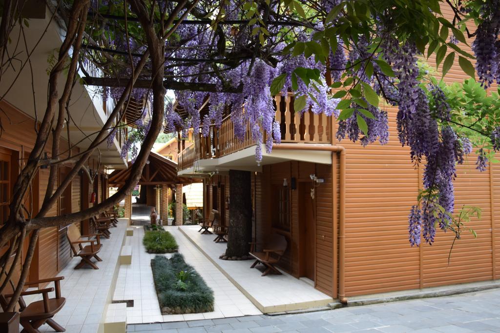 Pousada Villa Fiorita Canela Buitenkant foto